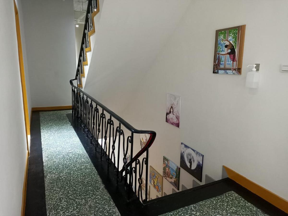 Swf淡水新五福旅館 Sinwufu Hotel Extérieur photo