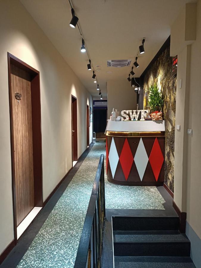 Swf淡水新五福旅館 Sinwufu Hotel Extérieur photo