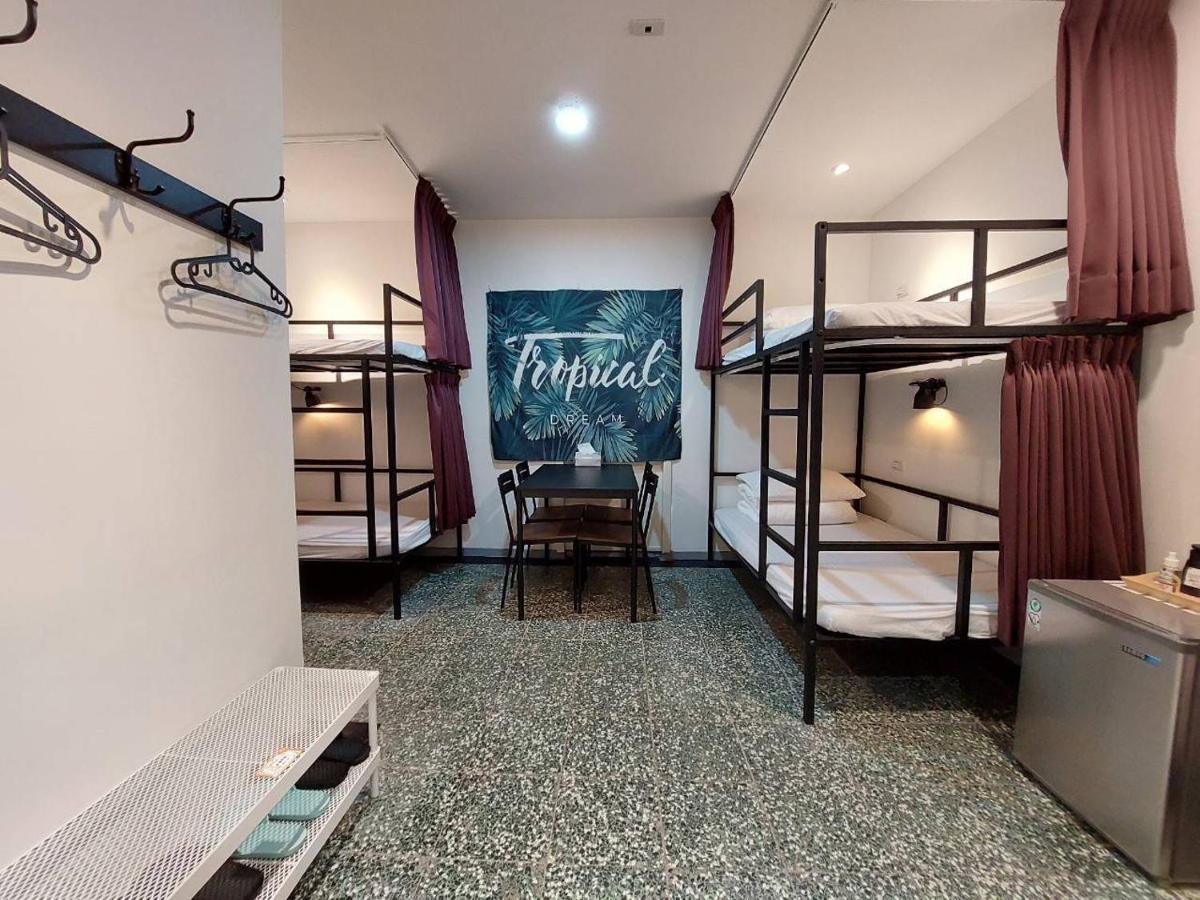Swf淡水新五福旅館 Sinwufu Hotel Extérieur photo