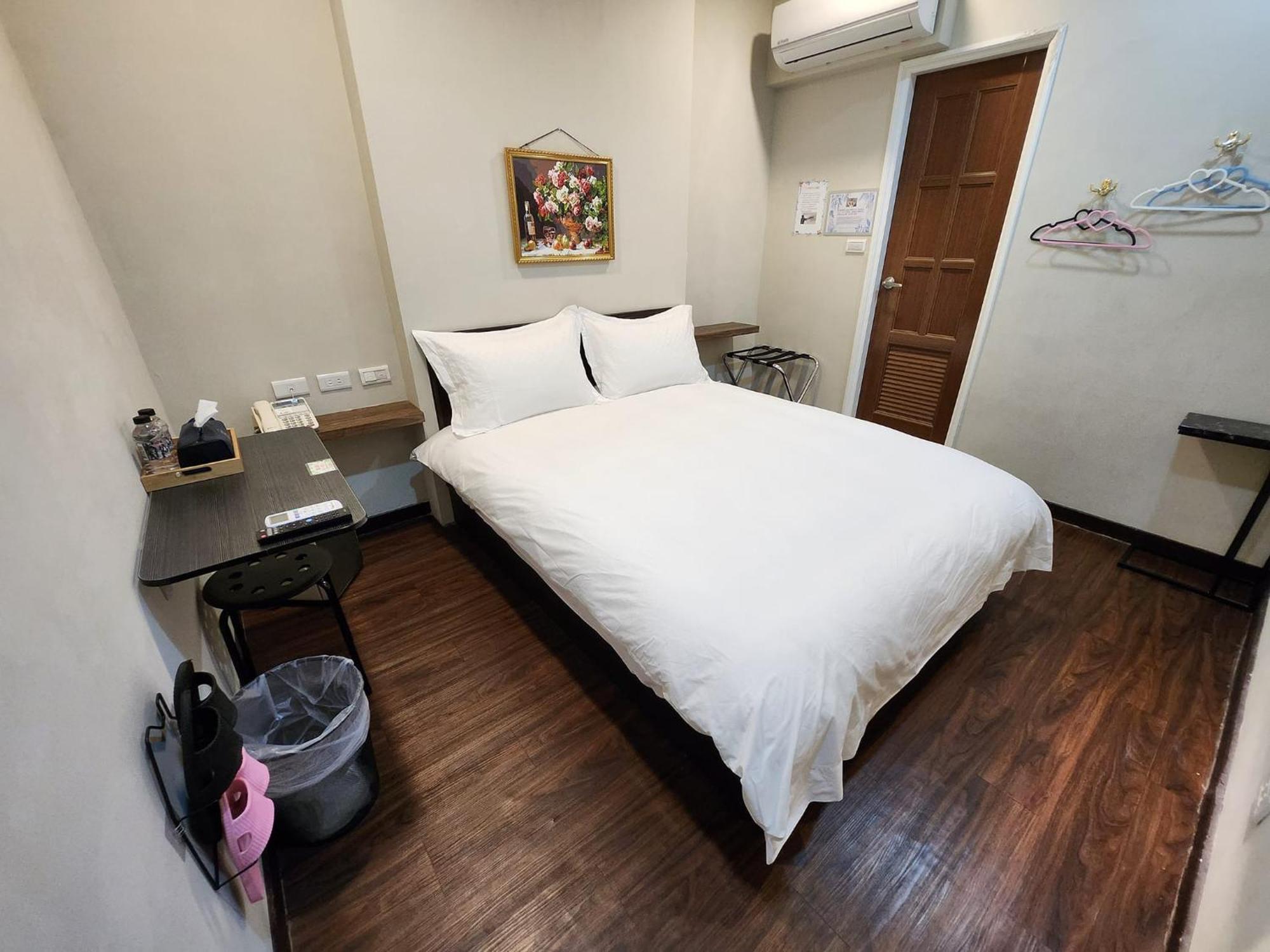 Swf淡水新五福旅館 Sinwufu Hotel Extérieur photo