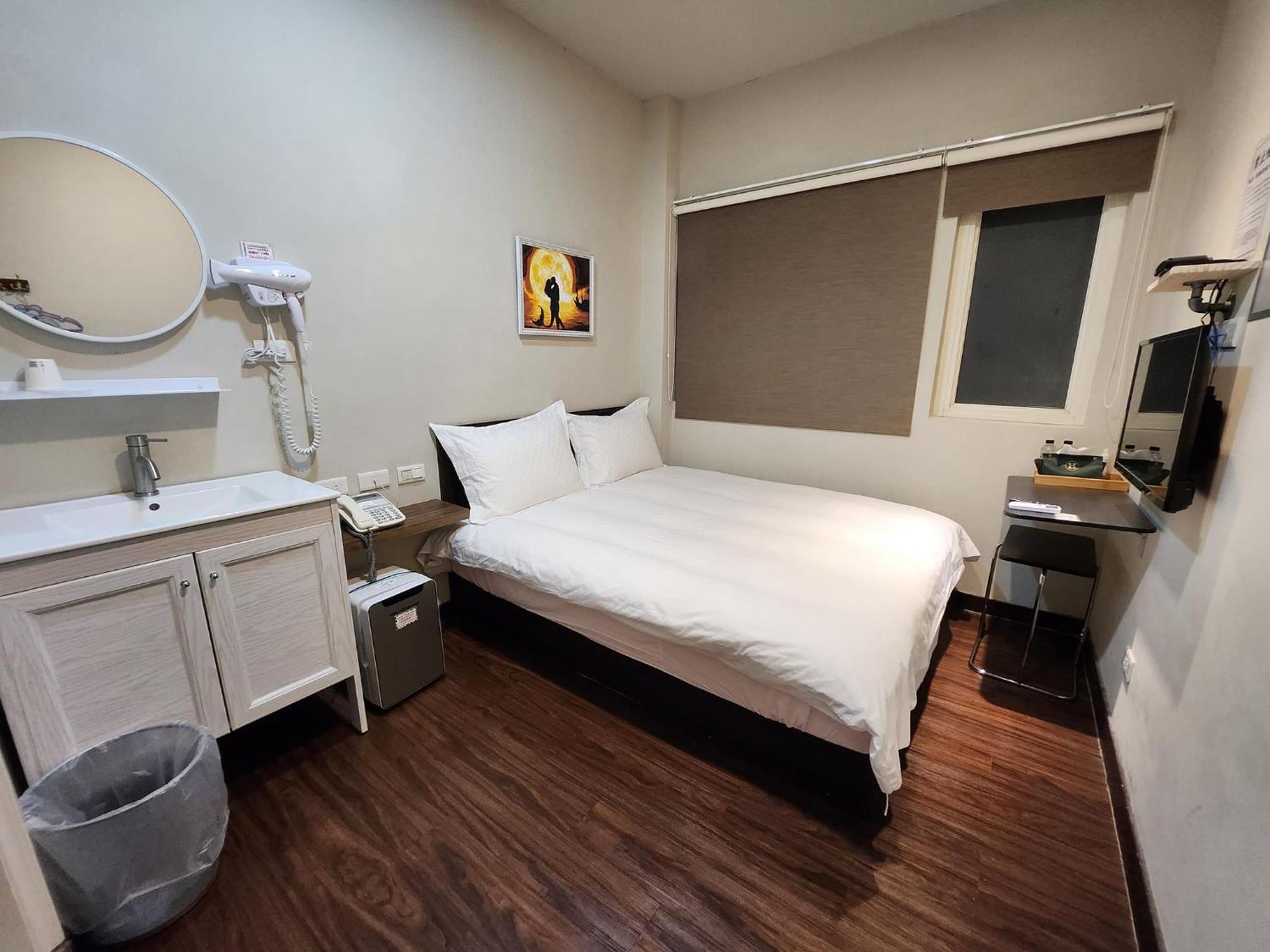 Swf淡水新五福旅館 Sinwufu Hotel Extérieur photo