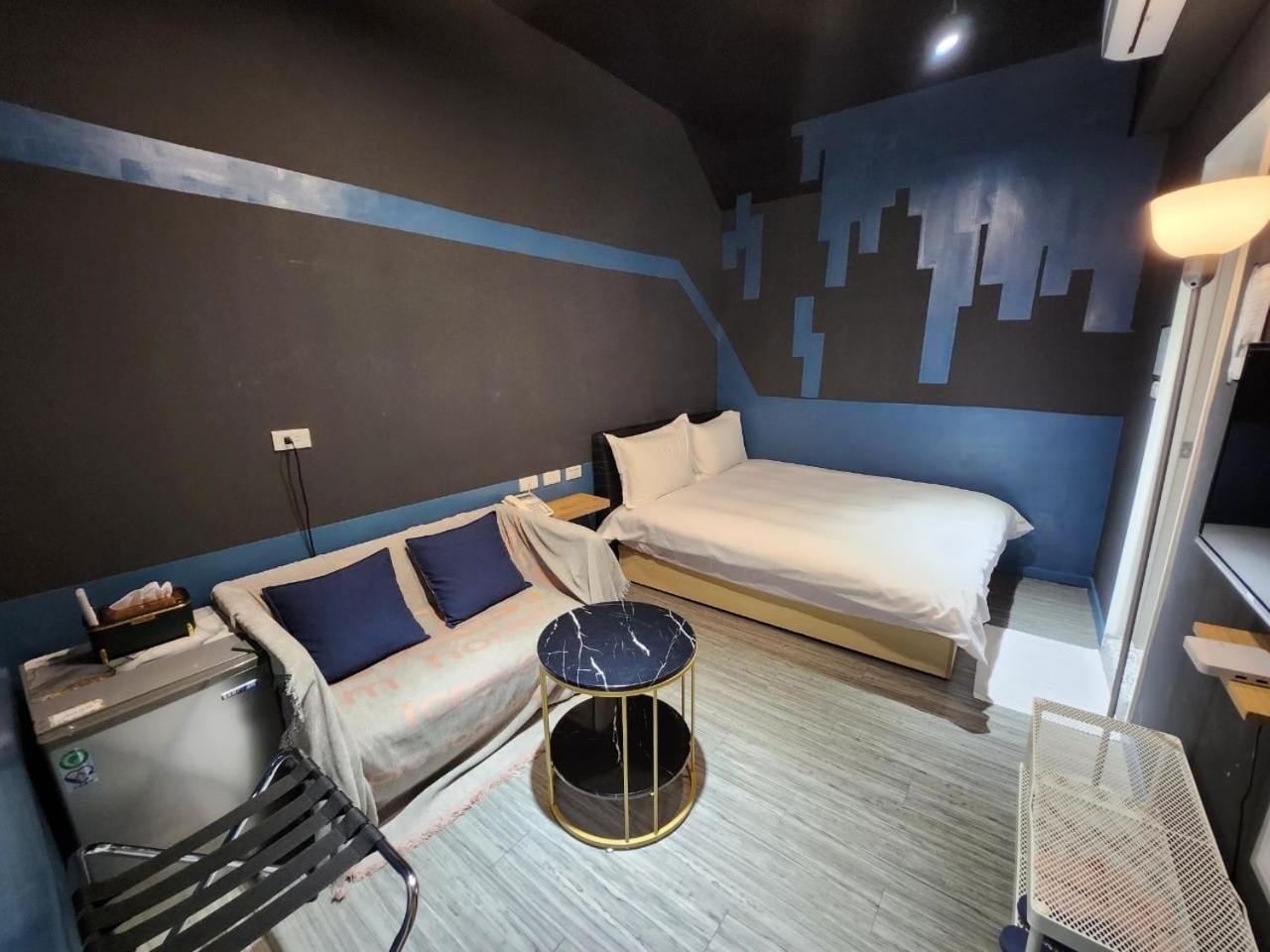 Swf淡水新五福旅館 Sinwufu Hotel Extérieur photo
